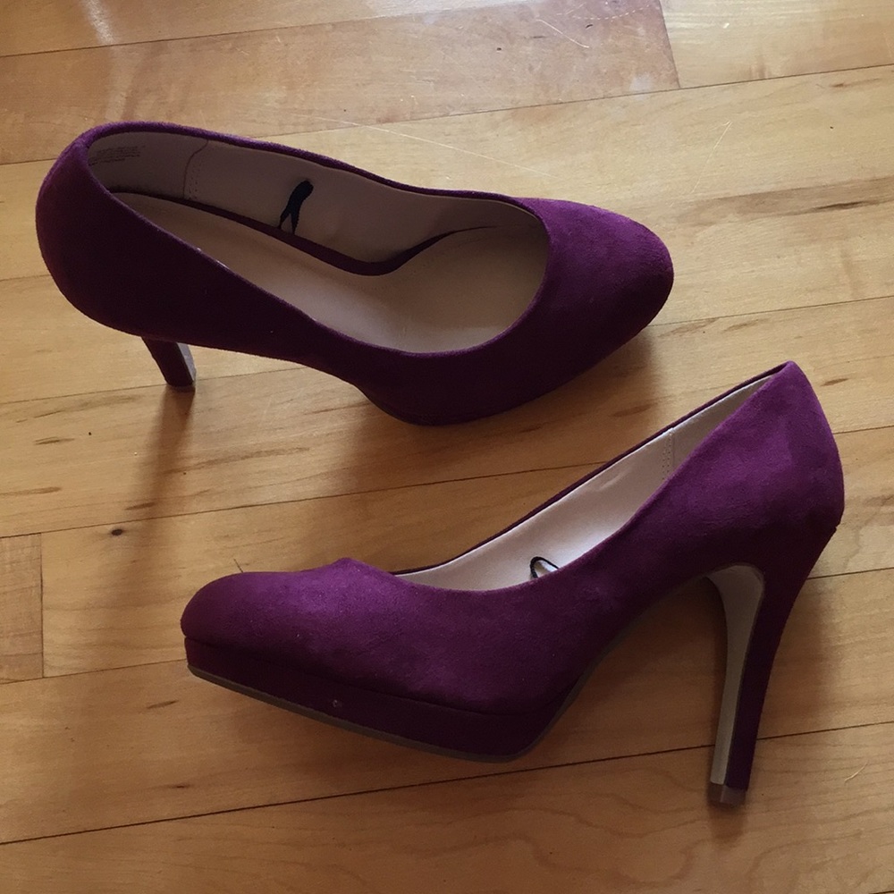 Maroon suede heels